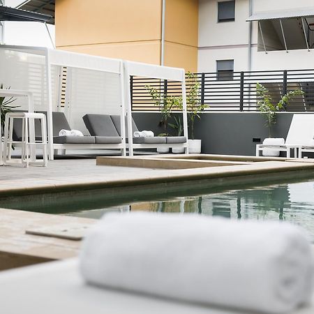 Grand Hotel And Apartments Townsville Bagian luar foto