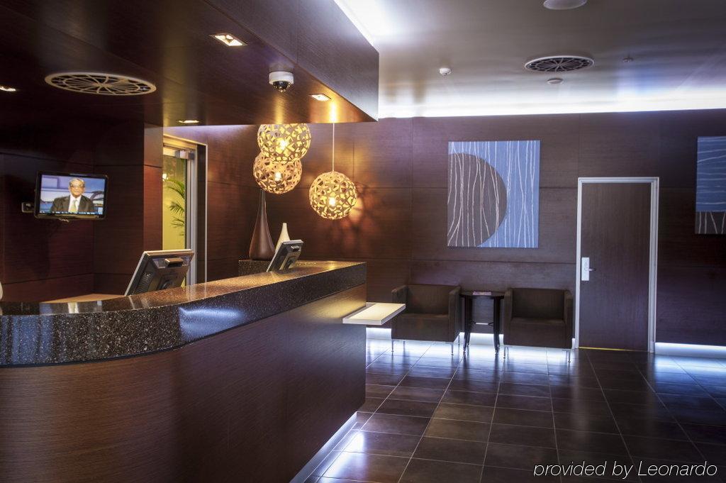 Grand Hotel And Apartments Townsville Bagian luar foto