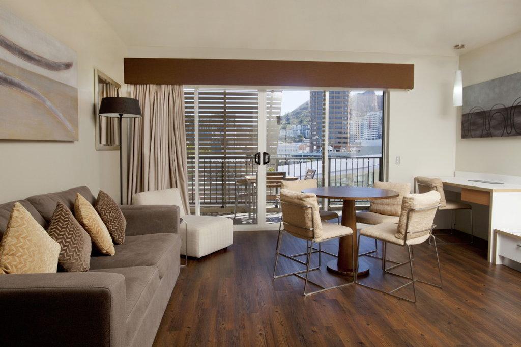 Grand Hotel And Apartments Townsville Bagian luar foto