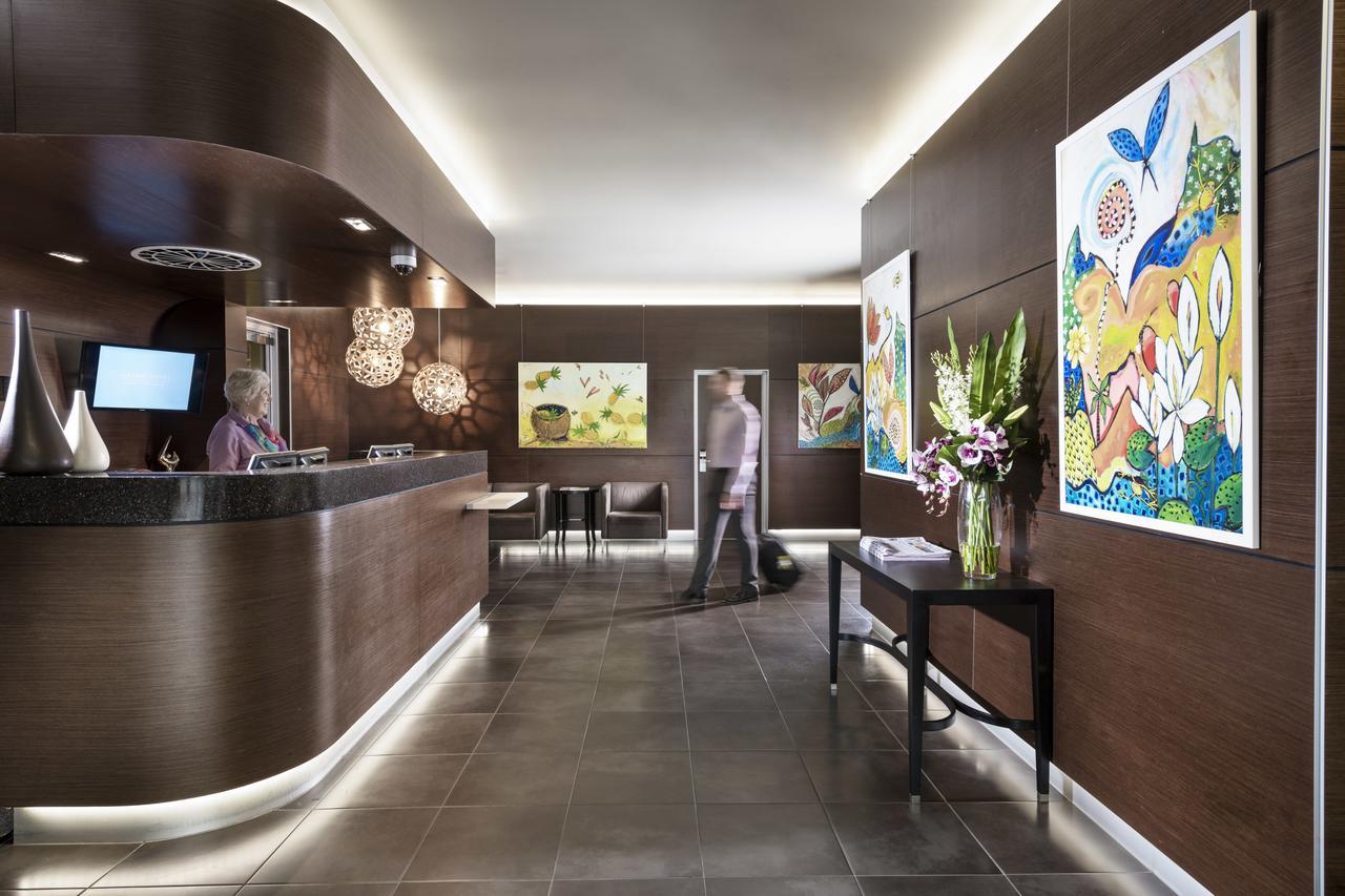 Grand Hotel And Apartments Townsville Bagian luar foto