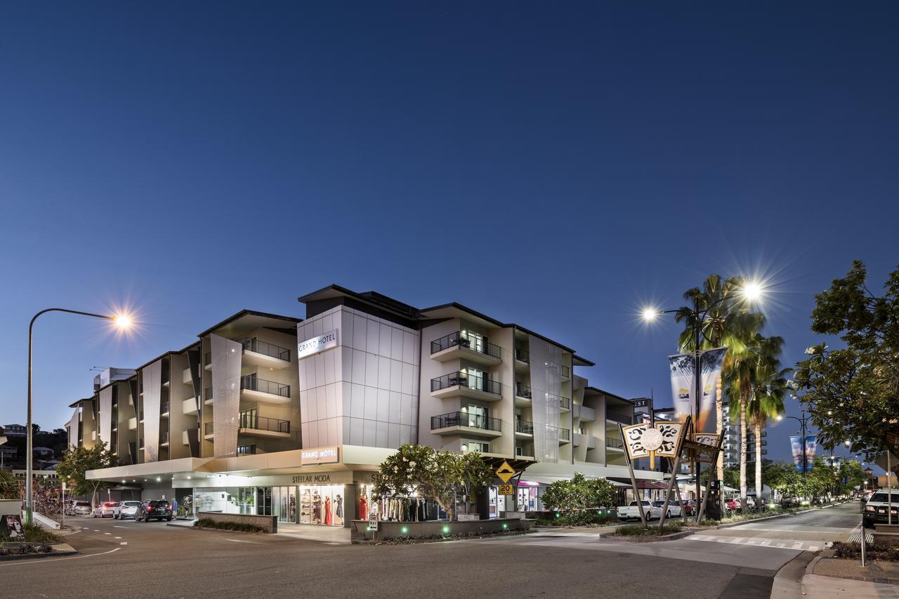 Grand Hotel And Apartments Townsville Bagian luar foto